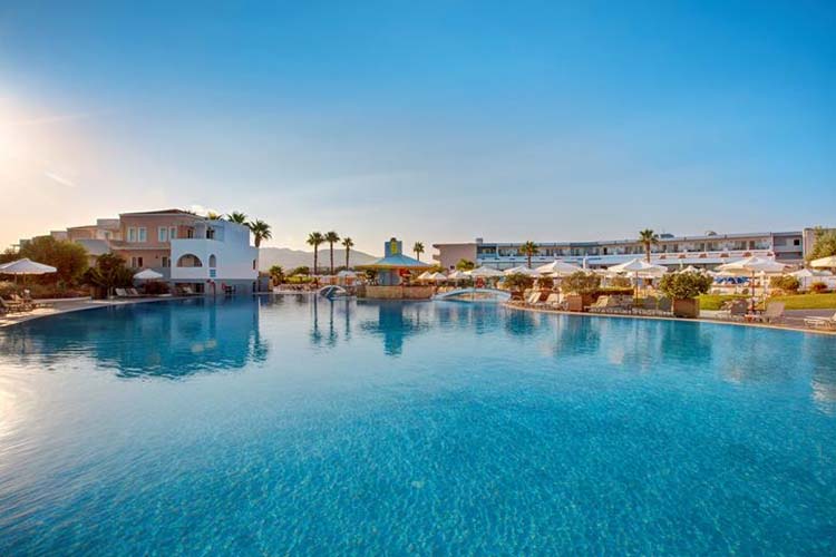 5-sterren hotel met zwembad en uitzicht op zee Kos Griekenland