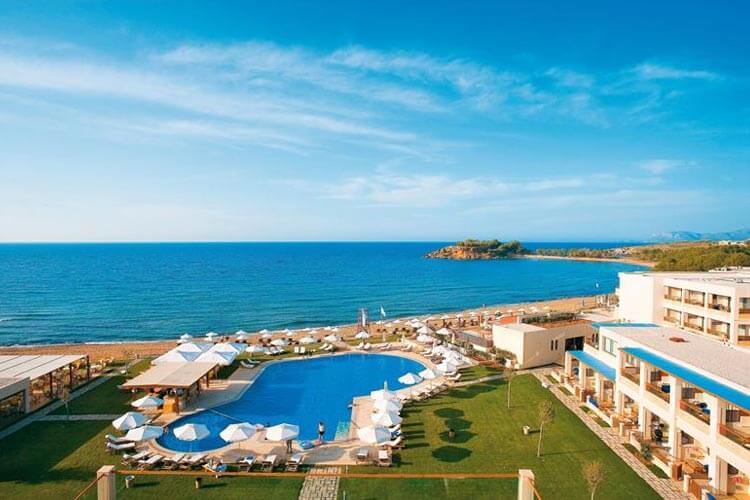 5 Sterren hotel met zwembad direct aan zee op Kreta